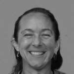 Cette image représente une femme dans la 50aine de la murder party de Diversi0n